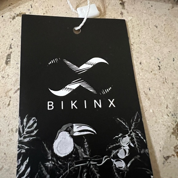 Bikinx Cheeky/Triangle Bikini Set Women’s Size Medium - Picture 6 of 7